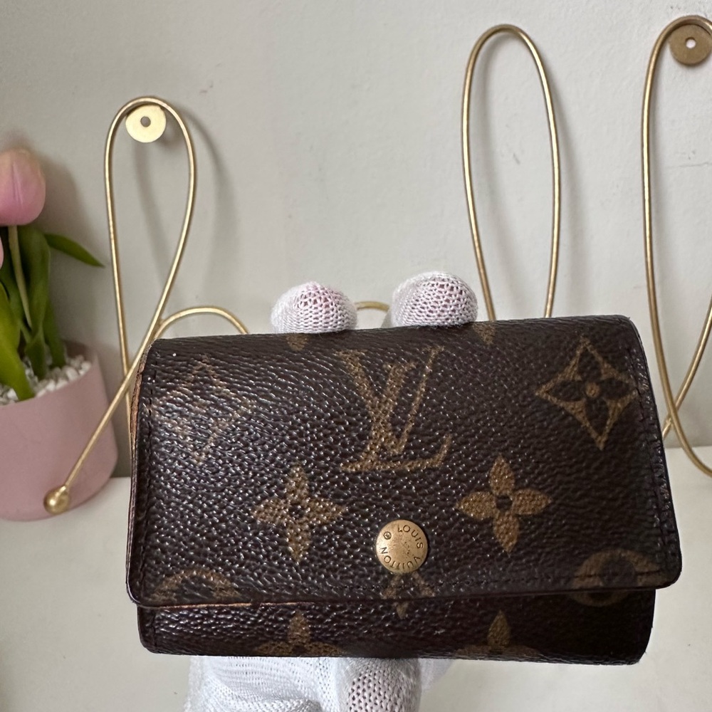 Louis Vuitton Monogram Multicles 6 Ring Key case / CT0926